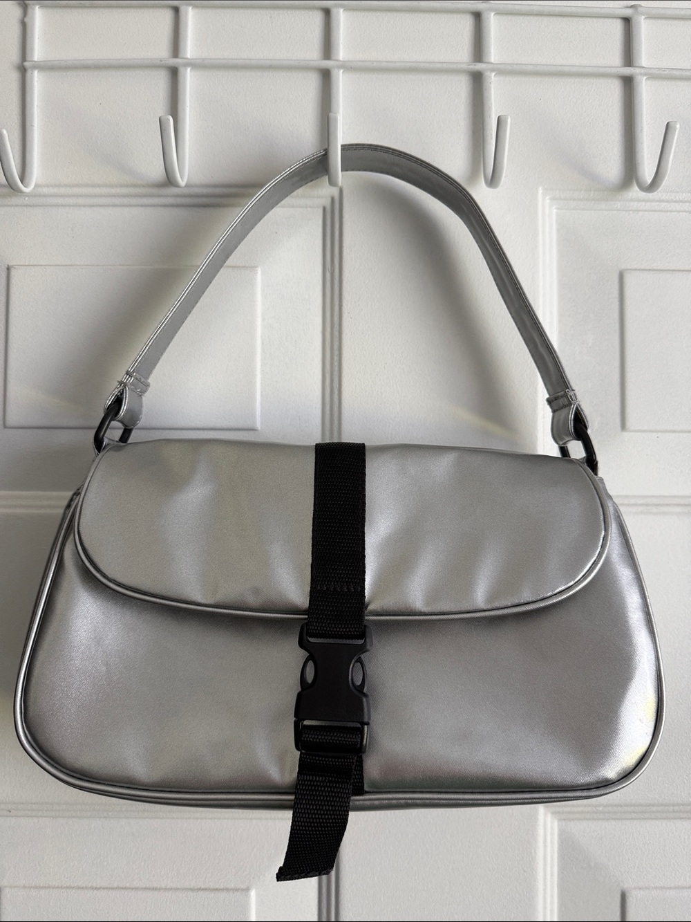 Vans Silver Shoulder Bag with Black Strap